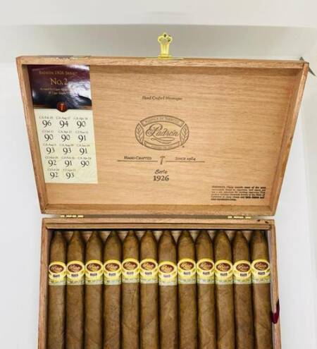 Padron 1926 Serie No 2 Belicoso Natural