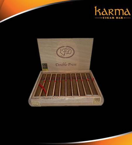 La Flor Dominicana Double Press LE