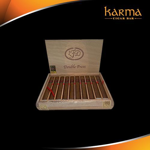 La Flor Dominicana Double Press LE